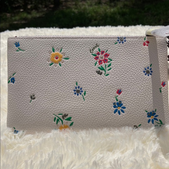 Coach Wildflower Print Wristlet - Picture 4 of 11